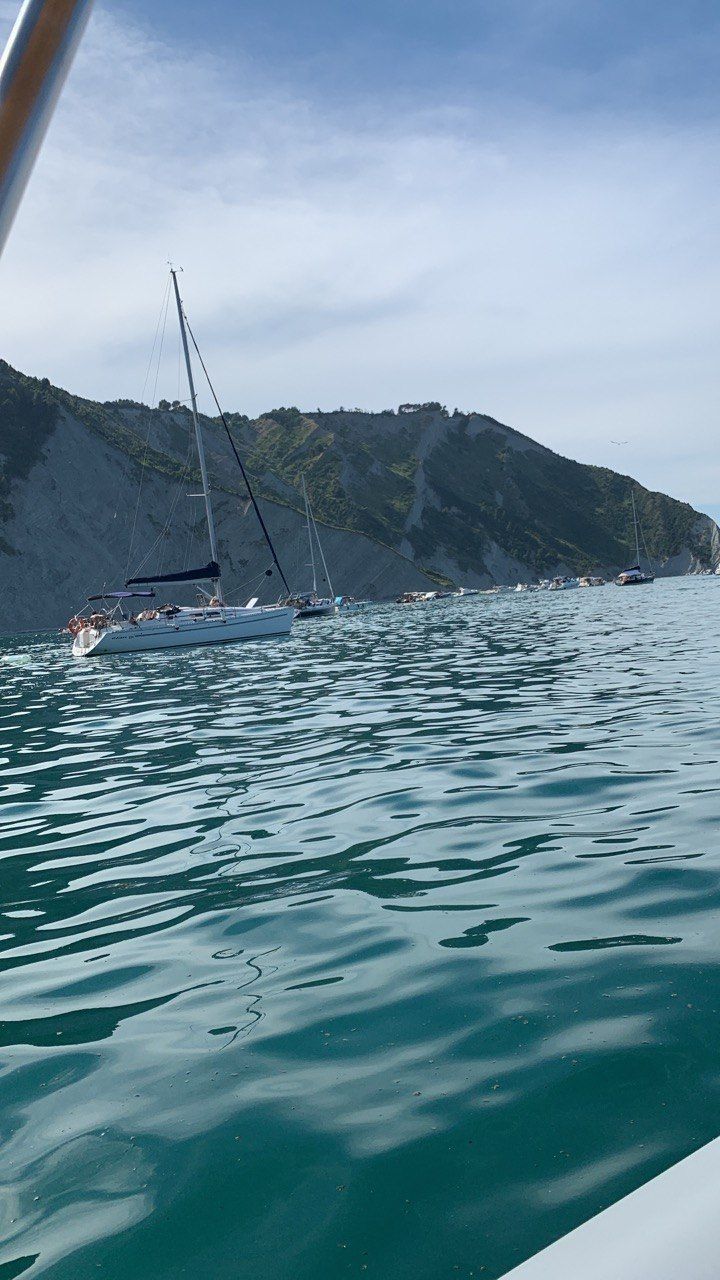 La costa del Conero vista dal mare